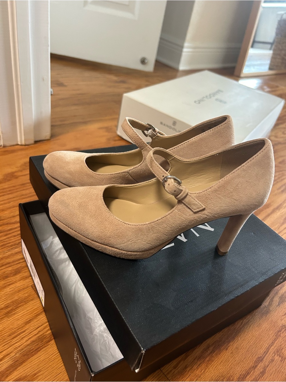 Naturalizer Taupe Suede Mary Jane Heels